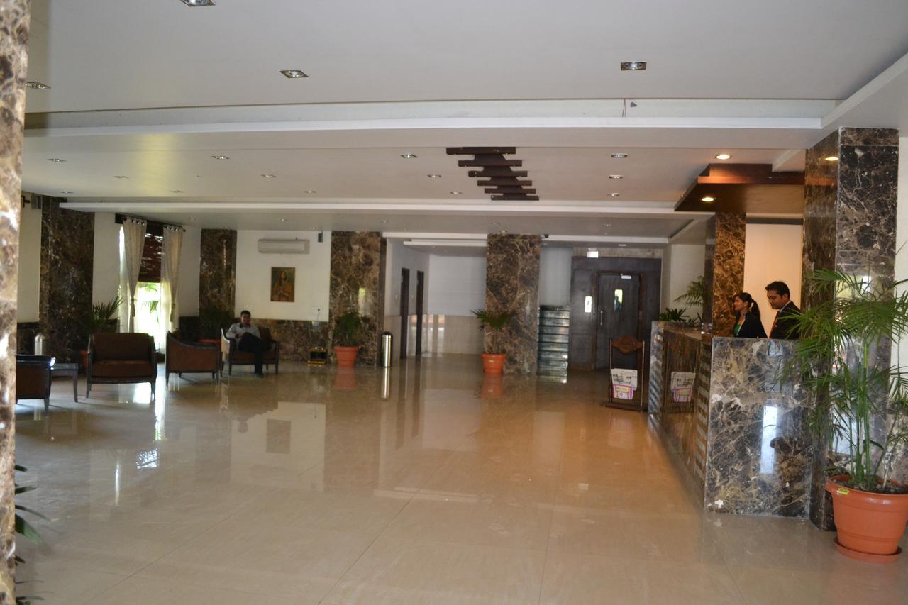 Hotel Ashish International Bhilai Ngoại thất bức ảnh